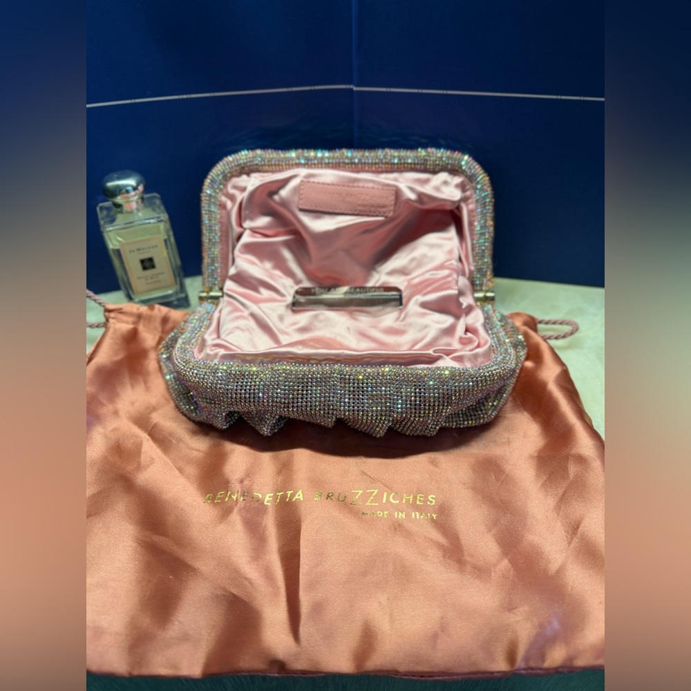 Benedetta Bruzziches Venus Clutch - Picture 9 of 16